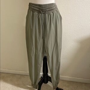 Green Sweatpants with Elastic Waistband and Adjustable Drawstring‎